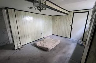 8 Temi Rd, Peabody, MA 01960 - Photo 15