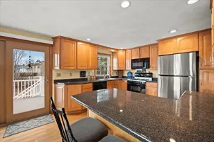 205 Pond St, Rockland, MA 02370 - Photo 15