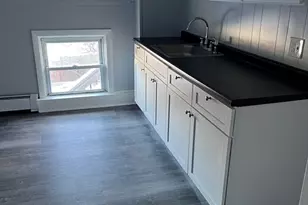 106 Kilburn St, Fall River, MA 02724 - Photo 3