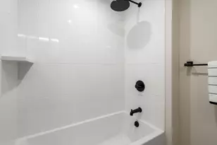 100 Lincoln St, Boston, MA 02135 - Photo 27