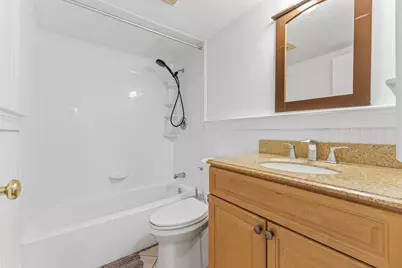 1011 Main St #5, Woburn, MA 01801 - Photo 17