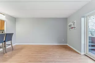 1011 Main St, Woburn, MA 01801 - Photo 7