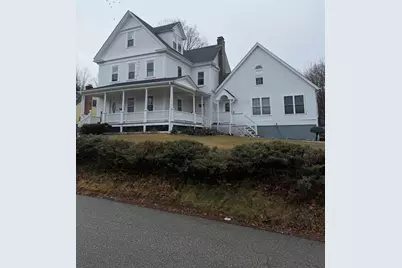 18 Avon St #B, Reading, MA 01867 - Photo 1