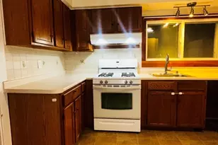 21 Prescott St, Winthrop, MA 02152 - Photo 11