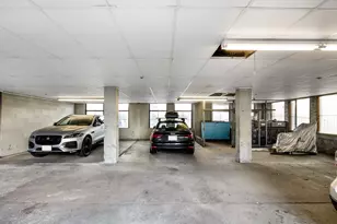 320 W 2nd St, Boston, MA 02127 - Photo 25