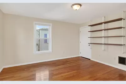 18 Cross St #1, Waltham, MA 02154 - Photo 3