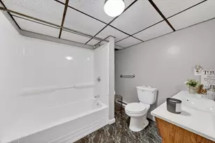 71 Smith St, Fall River, MA 02721 - Photo 25