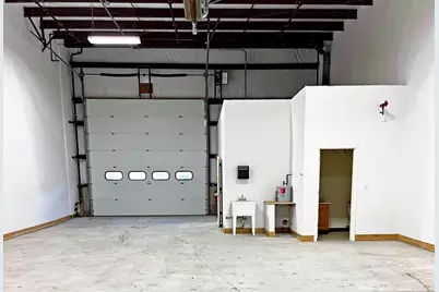 2 Rockview Way #8, Rockland, MA 02370 - Photo 3