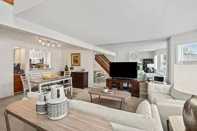 175 Tall Oaks Dr #B, Weymouth, MA 02190 - Photo 3