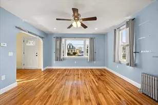 9 Liberty St, Taunton, MA 02718 - Photo 15