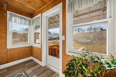 9 Liberty St, Taunton, MA 02718 - Photo 3