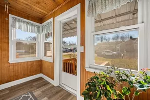 9 Liberty St, Taunton, MA 02718 - Photo 3