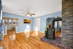 9 Liberty St, Taunton, MA 02718 - Photo 11