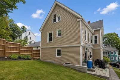 14 Freeman St, Haverhill, MA 01832 - Photo 11
