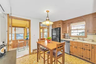 2505 Centre St, Boston, MA 02132 - Photo 9