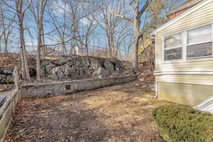 2505 Centre St, Boston, MA 02132 - Photo 17