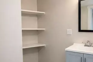 68 Waverly St, Springfield, MA 01107 - Photo 3