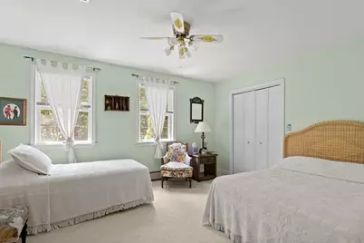 7 Upper Meadow Ln, Oak Bluffs, MA 02557 - Photo 25