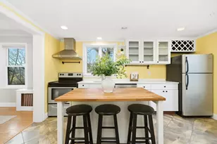 49 Spruce St, Winchester, MA 01890 - Photo 1