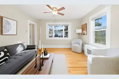 49 Spruce St, Winchester, MA 01890 - Photo 7