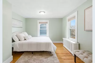 49 Spruce St, Winchester, MA 01890 - Photo 3