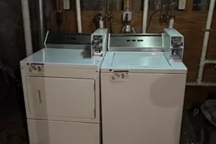 283 W 3rd St, Boston, MA 02127 - Photo 17