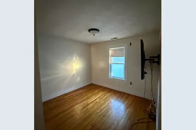 4 Frye St, Lowell, MA 01851 - Photo 3