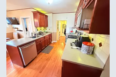 4 Frye St, Lowell, MA 01851 - Photo 37