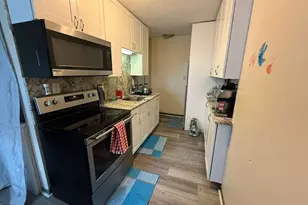 98 School St, Lowell, MA 01854 - Photo 7