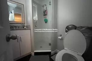 519 Washington St, Brookline, MA 02446 - Photo 9