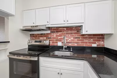 25 Lionel Ave #E, Waltham, MA 02452 - Photo 5