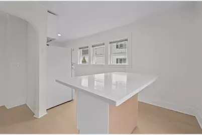 6 Coffin Avenue Ct, New Bedford, MA 02746 - Photo 5