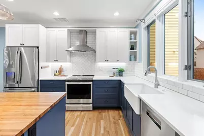 12 Montgomery, Somerville, MA 02145 - Photo 9