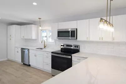 18 Banks, Brockton, MA 02302 - Photo 3