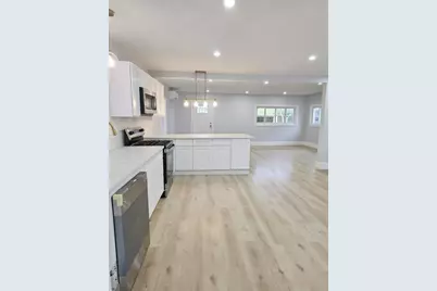 18 Banks, Brockton, MA 02302 - Photo 3