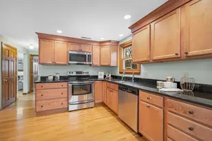 19 Fredrickson Rd, Billerica, MA 01821 - Photo 3