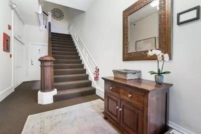 389 Beacon Street #8, Boston, MA 02116 - Photo 7