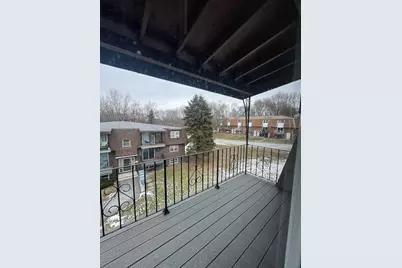 668 Robbins Ave #17, Dracut, MA 01826 - Photo 3