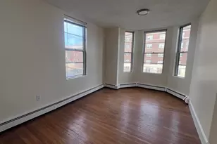 394 Broadway, Somerville, MA 02145 - Photo 7