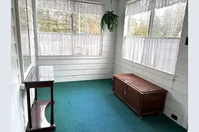 587 Common St, Walpole, MA 02081 - Photo 3