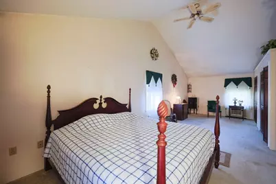 587 Common St, Walpole, MA 02081 - Photo 29