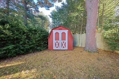 587 Common St, Walpole, MA 02081 - Photo 37