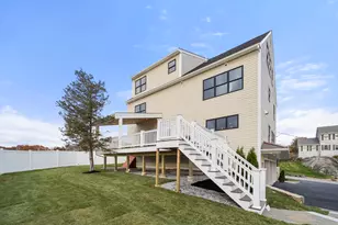 24 Mt Zion Rd, Melrose, MA 02176 - Photo 37