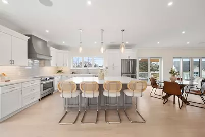 24 Mt Zion Rd, Melrose, MA 02176 - Photo 3