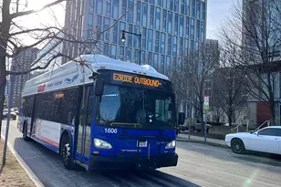 2 Earhart, Cambridge, MA 02141 - Photo 21