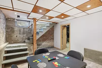 1201 Allen St, Springfield, MA 01118 - Photo 33