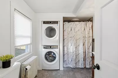 1201 Allen St, Springfield, MA 01118 - Photo 23