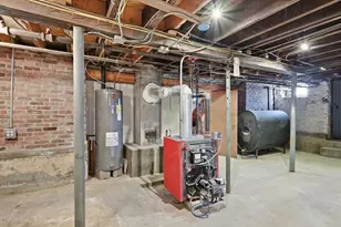 1201 Allen St, Springfield, MA 01118 - Photo 35