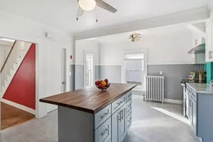 1201 Allen St, Springfield, MA 01118 - Photo 13