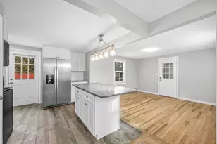 275 Western Ave, Westfield, MA 01085 - Photo 11